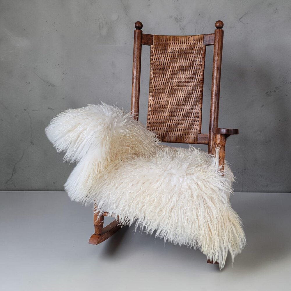 Icelandic Sheepskin - Natural Curly Fiber 46" x 28"
